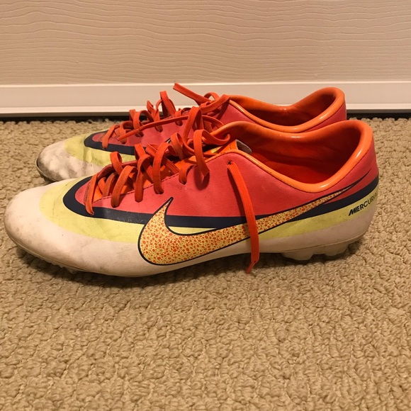 Nike Mercurial Victory IV Firm Ground Soccer Cleats - US Size 11 - Picture 1 of 5